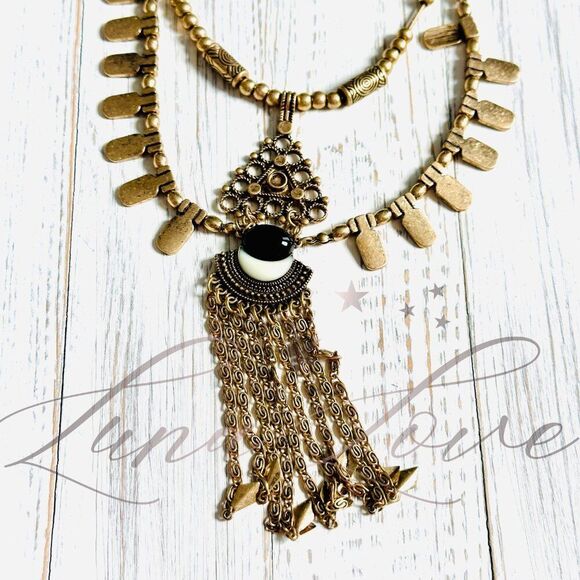 FREE PEOPLE Bring It Home Layered Necklace In Gold NWT - Picture 6 of 7